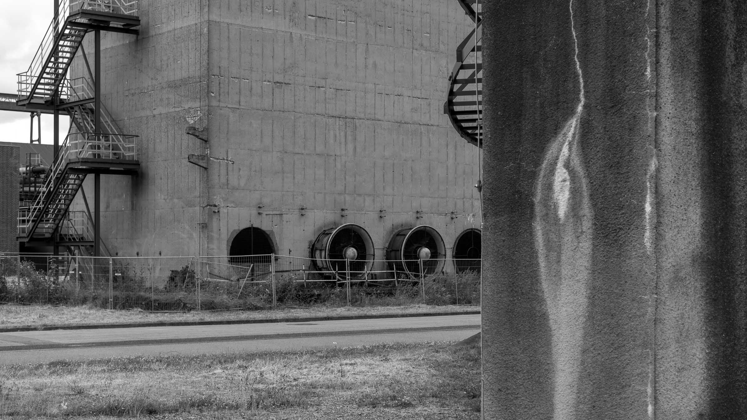 Zeche Zollverein Essen II - Blid klicken zum vergrößern.